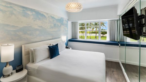 The Penguin Hotel - Hôtel au bord de l'océan à Miami Beach
