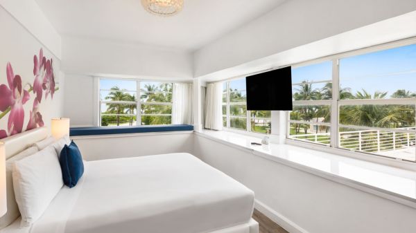 The Penguin Hotel - Hotel frente al mar en Miami Beach